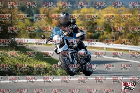 Passo della Futa E 11-10-25 h15-27 2005