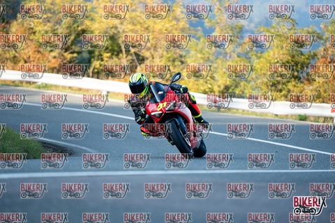 Passo della Futa E 11-10-25 h16-42 2524