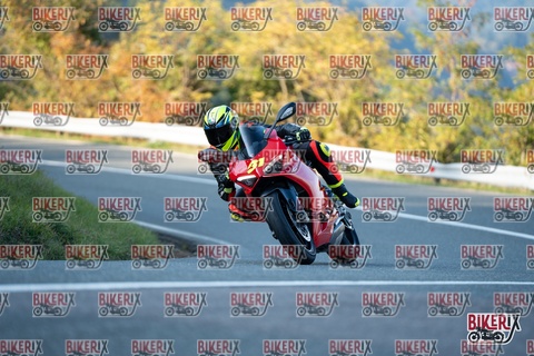 Passo della Futa E 11-10-25 h16-42 2526