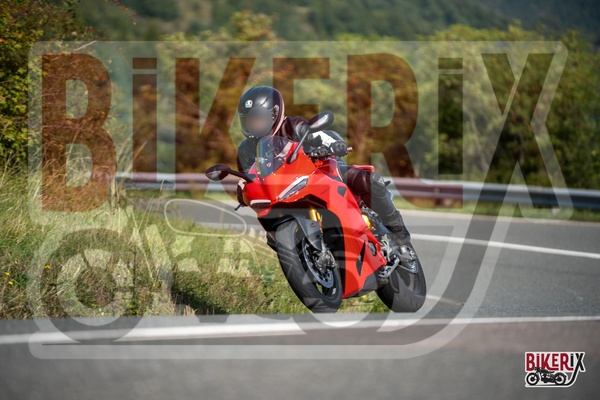 Passo della Futa E 13-09-25 h11-15 1246