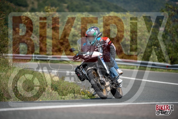 Passo della Futa E 13-09-25 h12-05 1988