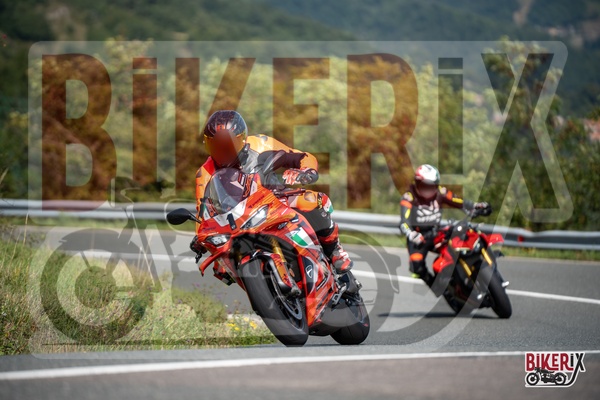 Passo della Futa E 13-09-25 h12-11 2015