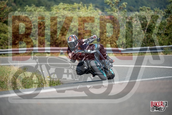 Passo della Futa E 31-08-25 h12-07 2002