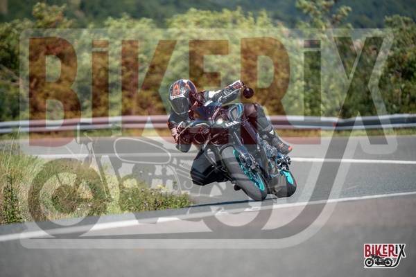 Passo della Futa E 31-08-25 h12-07 2003