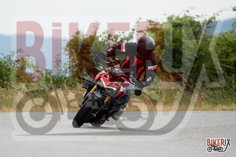 Passo della Futa T 20-07-25 h11-11 1156