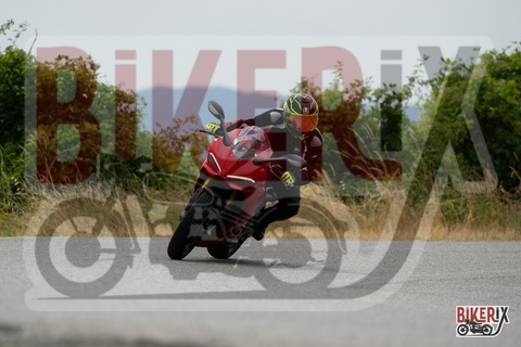 Passo della Futa T 20-07-25 h11-14 1204