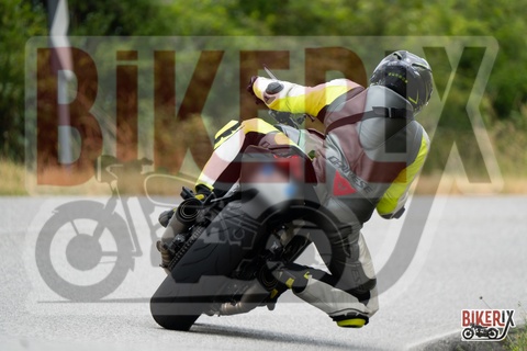Passo della Futa T 20-07-25 h11-37 1429