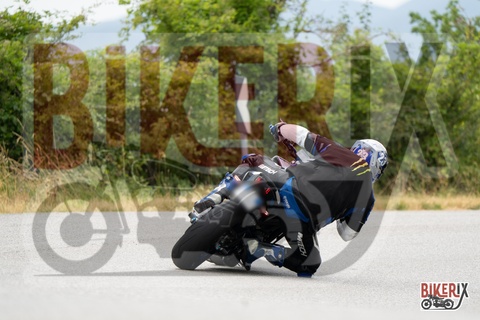 Passo della Futa T 20-07-25 h11-57 1545