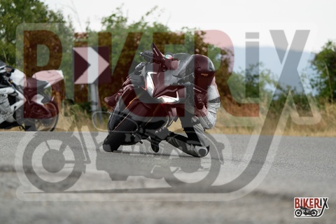 Passo della Futa T 20-07-25 h12-32 1880