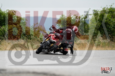 Passo della Futa T 20-07-25 h12-50 2015