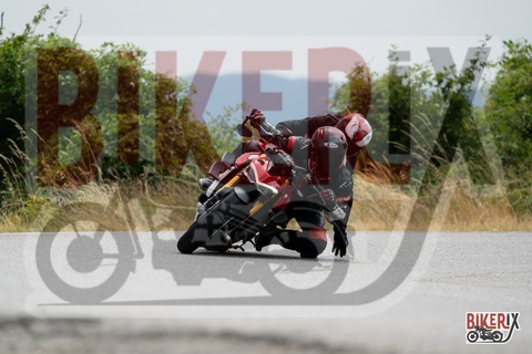 Passo della Futa T 20-07-25 h12-50 2016