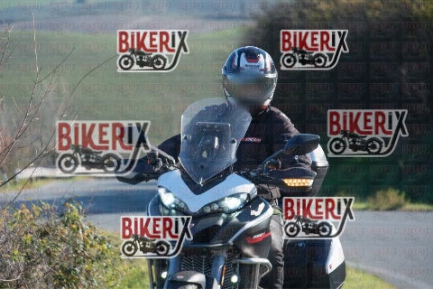 Volterra 14-12-25 h13-49 0123