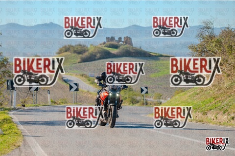 Volterra 19-10-25 h10-25 0082