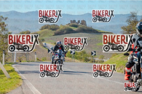 Volterra 19-10-25 h10-49 0200