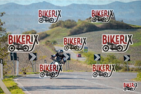 Volterra 19-10-25 h10-49 0205