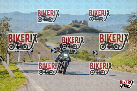 Volterra 19-10-25 h10-49 0207