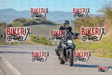 Volterra 19-10-25 h10-49 0210