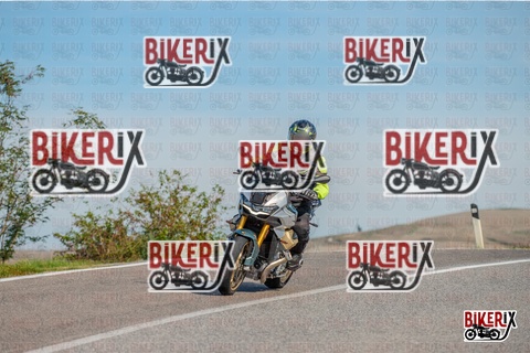 Volterra 19-10-25 h11-25 0503