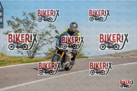 Volterra 19-10-25 h11-25 0504