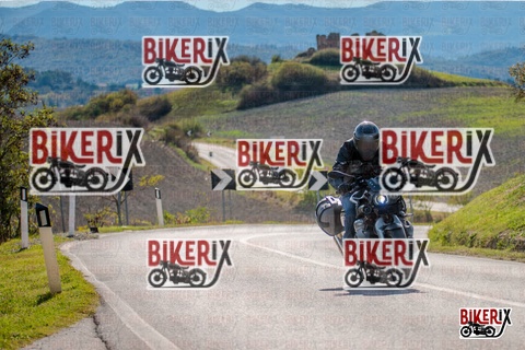 Volterra 19-10-25 h14-07 1696