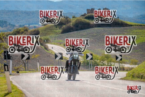 Volterra 19-10-25 h14-08 1700