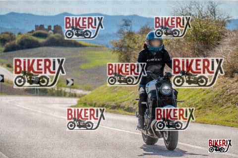 Volterra 19-10-25 h14-09 1711