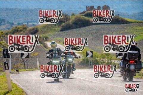 Volterra 19-10-25 h14-14 1717