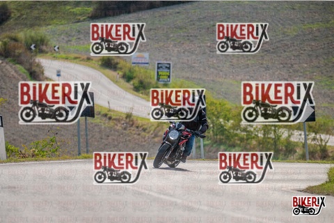 Volterra 19-10-25 h14-43 1818