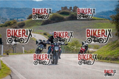 Volterra 19-10-25 h14-43 1823