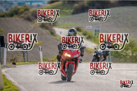 Volterra 19-10-25 h14-43 1829