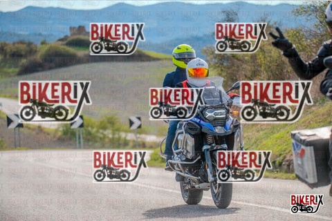 Volterra 19-10-25 h14-44 1853