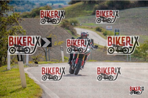 Volterra 19-10-25 h14-49 1917