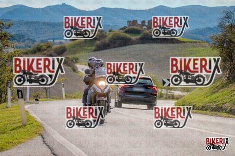 Volterra 19-10-25 h14-49 1933