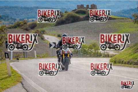 Volterra 19-10-25 h14-51 1960