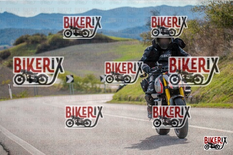 Volterra 19-10-25 h14-51 1964