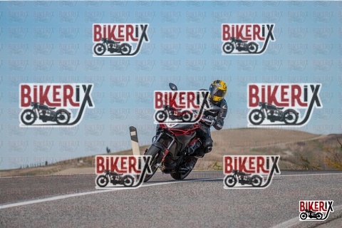 Volterra 19-10-25 h14-54 1980