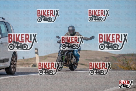 Volterra 19-10-25 h14-55 1985