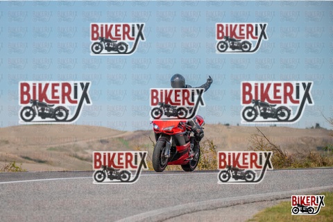 Volterra 19-10-25 h14-58 2002