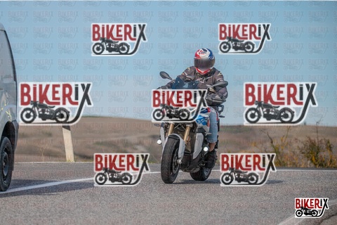 Volterra 19-10-25 h15-02 2034