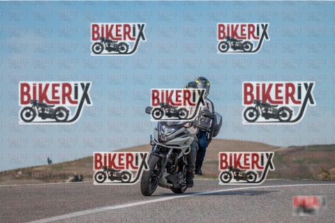 Volterra 19-10-25 h15-02 2040