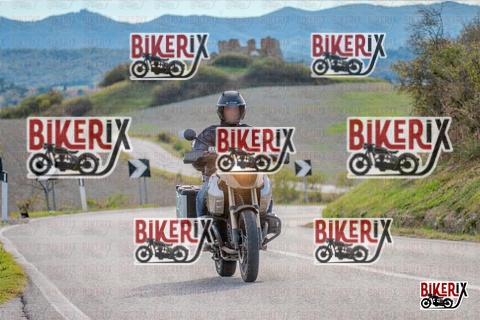 Volterra 19-10-25 h15-06 2063