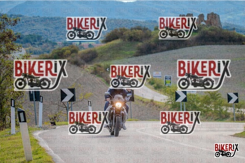 Volterra 19-10-25 h15-06 2069