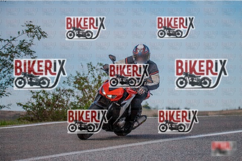 Volterra 19-10-25 h15-07 2079