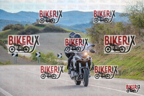 Volterra 19-10-25 h15-08 2087