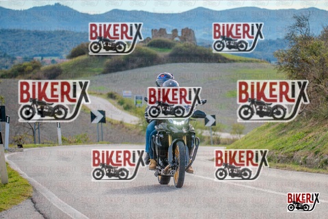 Volterra 19-10-25 h15-09 2111