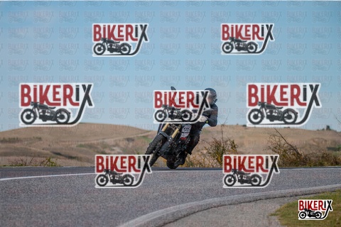 Volterra 19-10-25 h15-09 2115