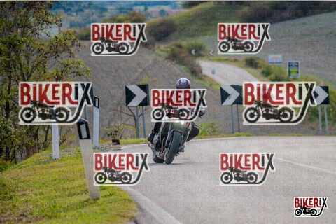 Volterra 19-10-25 h15-09 2122