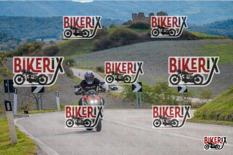 Volterra 19-10-25 h15-09 2124