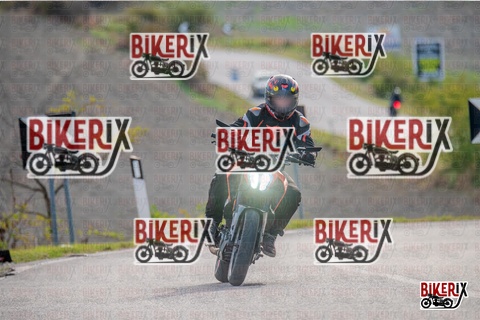 Volterra 19-10-25 h15-09 2129