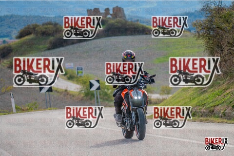 Volterra 19-10-25 h15-09 2132